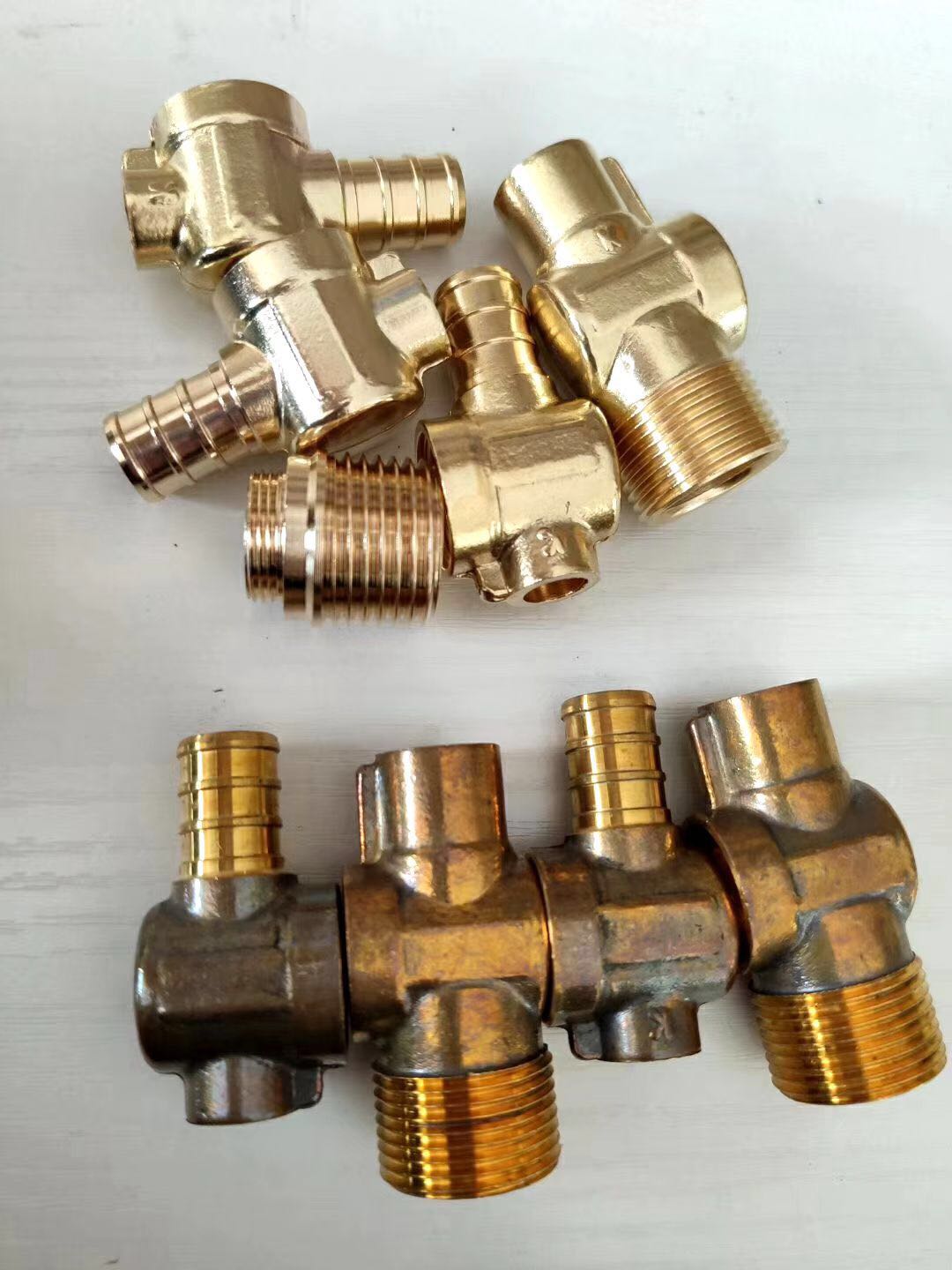 提高磁（cí）力拋光機（jī）的工作效（xiào）率